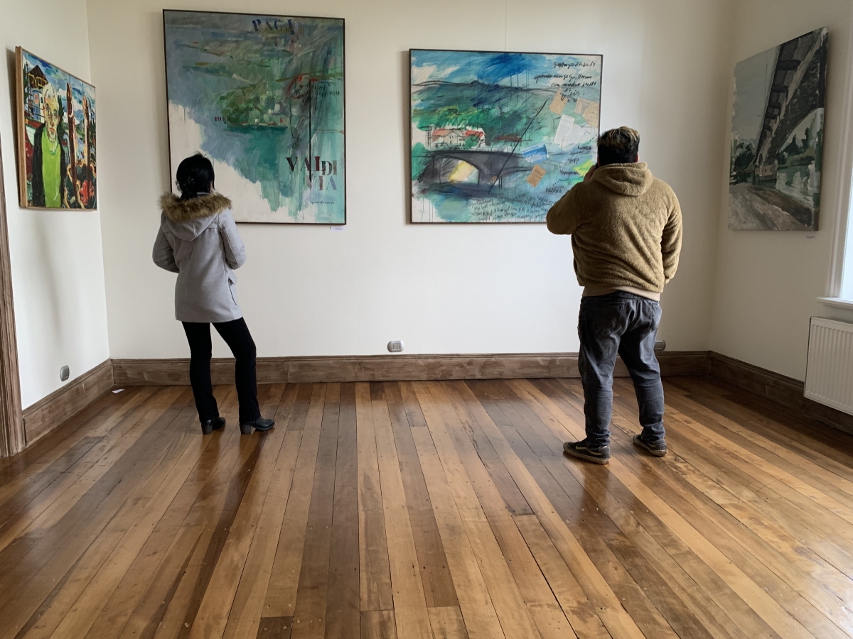 CCM reabrió sus salas de exposiciones con 40  pinturas de destacados artistas nacionales y locales
