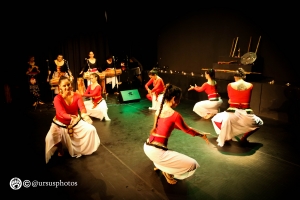 Invitan a exhibiciones de danzas de Sri Lanka en barrios de Valdivia