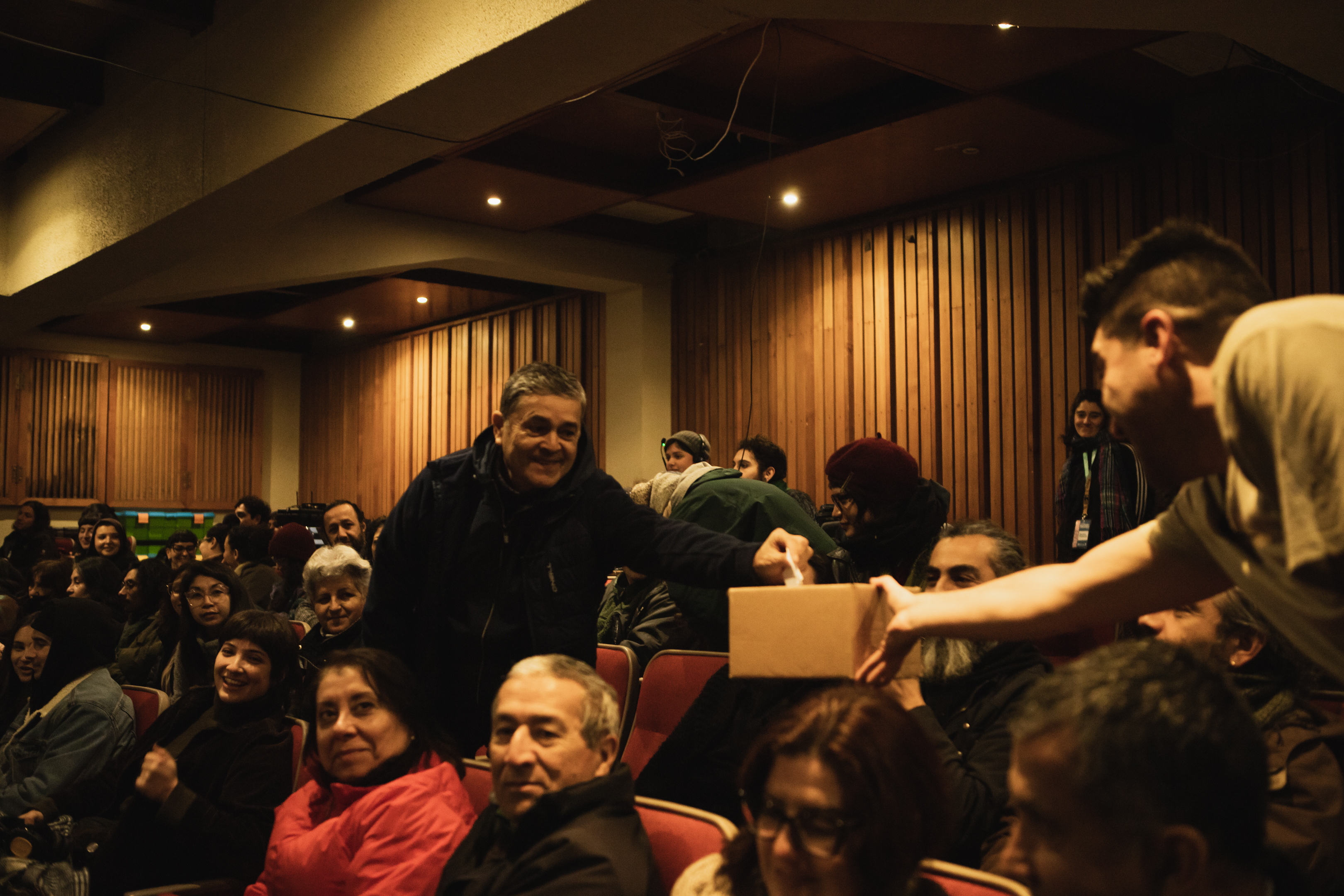 “Detrás de escena”: tres compañías de teatro valdivianas comparten sus procesos creativos