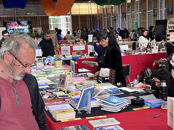33ª Feria del Libro de Valdivia: “Pasión de leer”  celebra los 80 años del Nobel de Gabriela Mistral
